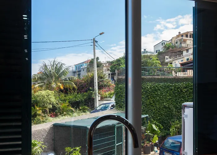 Abreu's Place * Camara de Lobos